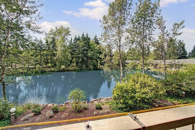 $222,500 | 6858 139th Avenue Northeast, Unit 706, Redmond, WA 98052