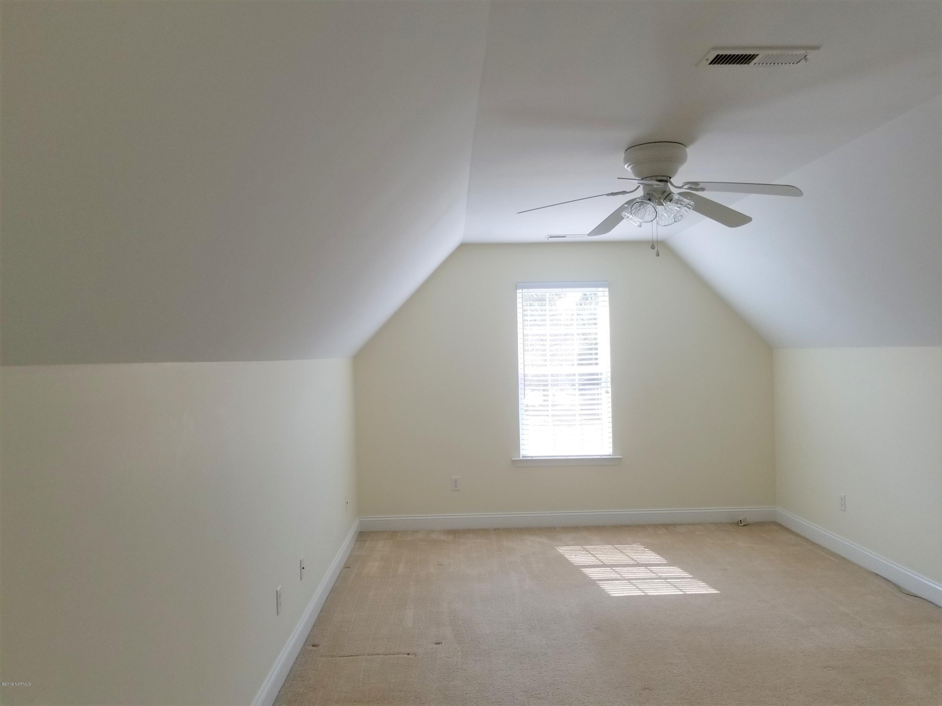 4388 Frying Pan Road Southeast Southport, NC 28461 - Photo 13 of 38 Huge Bonus or 4th BR