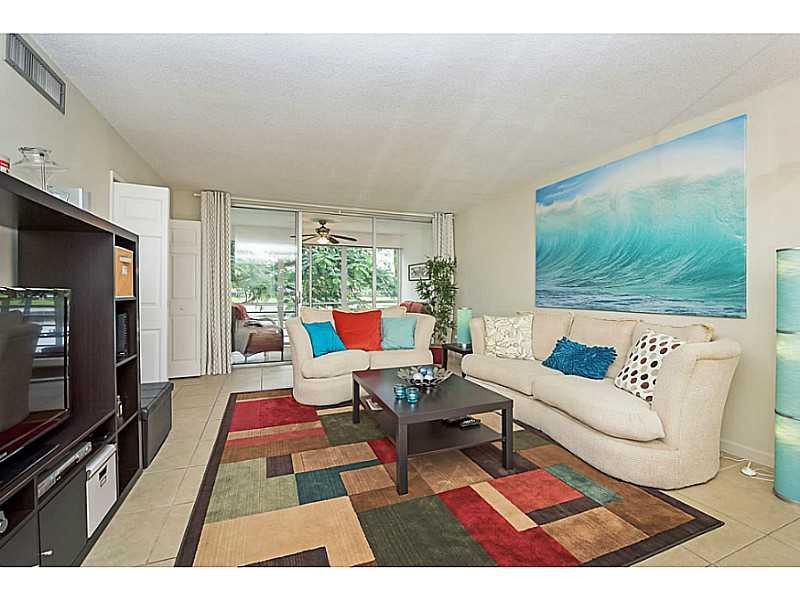 3150 North Course Lane, Unit 206 Pompano Beach, FL 33069 - Photo 9 of 23 Exterior Front.