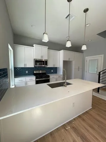 $389,000 | 6014 Fairway Street, Unit 2, Austin, TX 78741