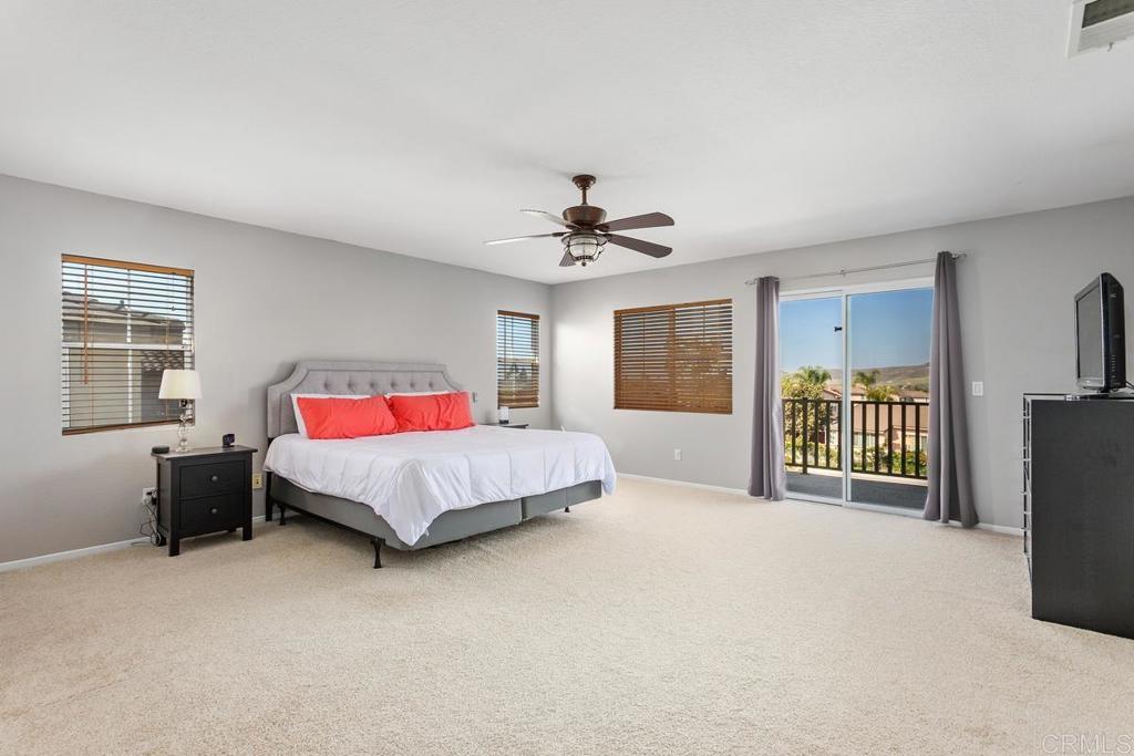 1071 Greenway Road Oceanside, CA 92057 - Photo 23 of 43