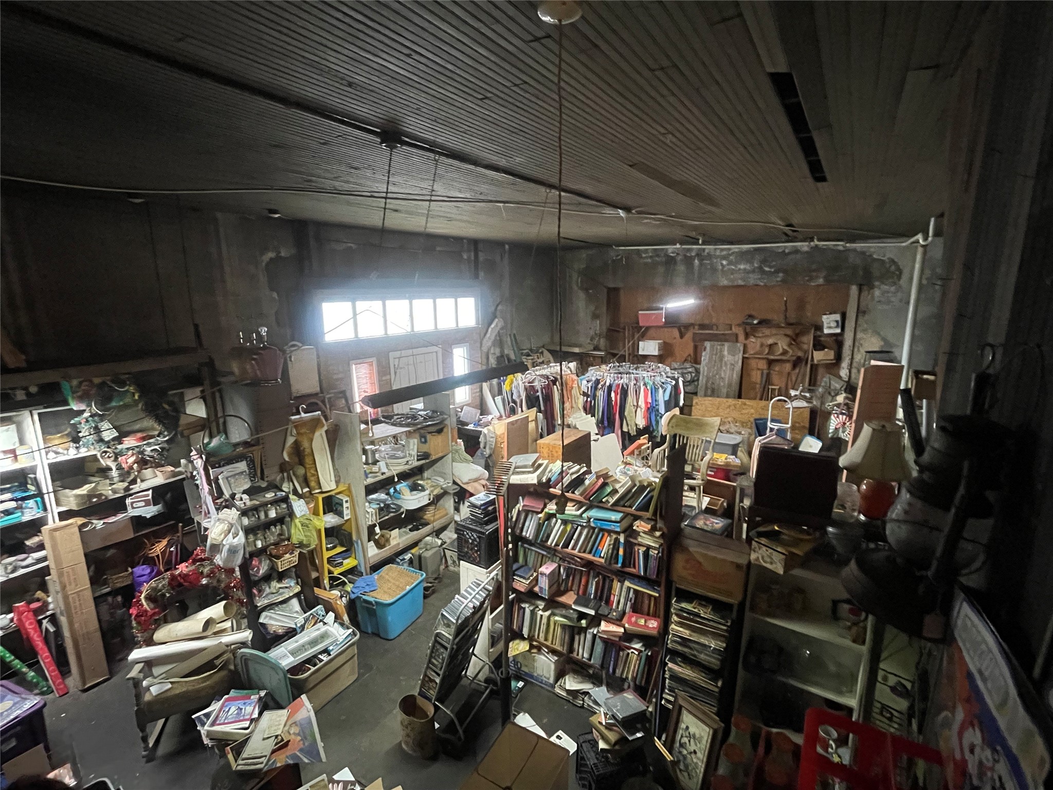 100 East Second Street Groveton, TX 75845 - Photo 9 of 9 a view of a room with gym equipment
