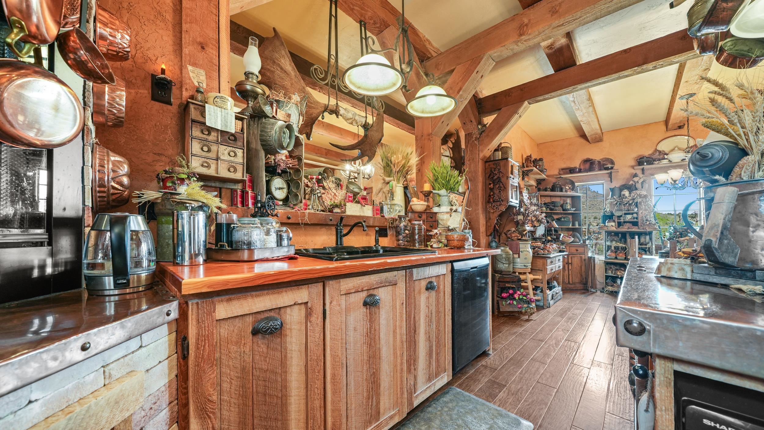 3989 Rapid Creek Road Palisade, CO 81526 - Photo 11 of 39 a view of a kitchen with sitting area