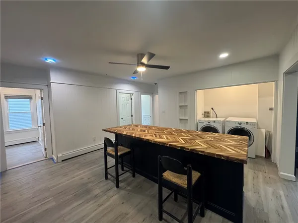 $2,800 | 591 Main Street, Warren, RI 02885