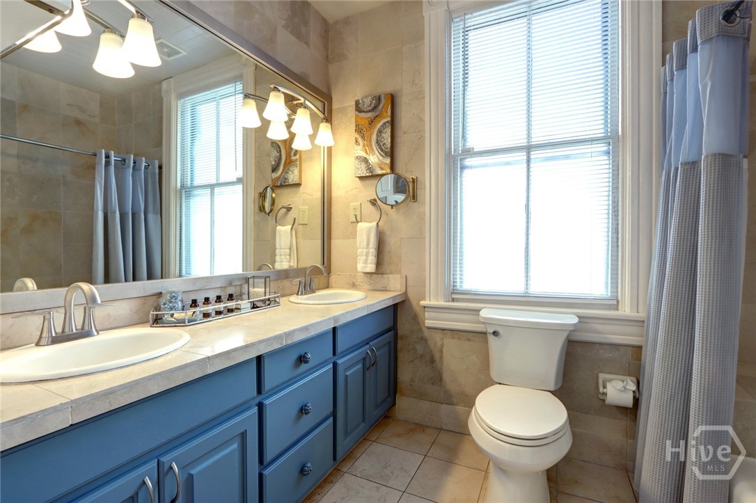 220 East State Street Savannah, GA 31401 - Photo 42 of 74