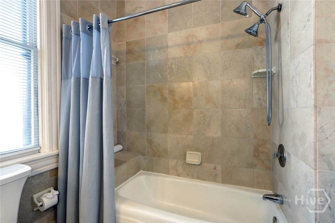 220 East State Street Savannah, GA 31401 - Photo 43 of 74