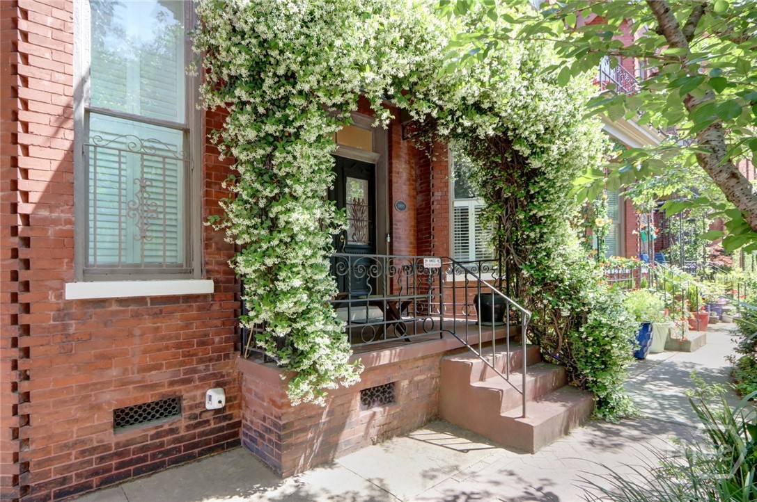 220 East State Street Savannah, GA 31401 - Photo 9 of 74