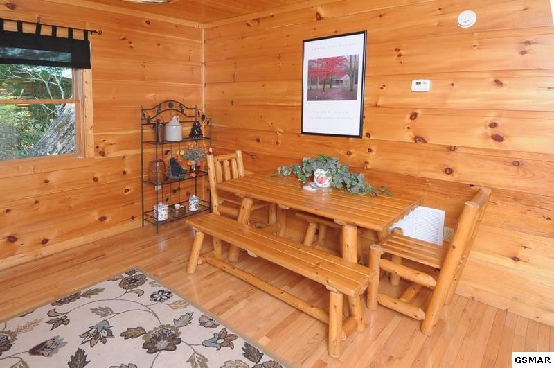 4714 Riversong Way, Unit MOUNTAINMAGIC Sevierville, TN 37876 - Photo 6 of 18 Gallery Image 6