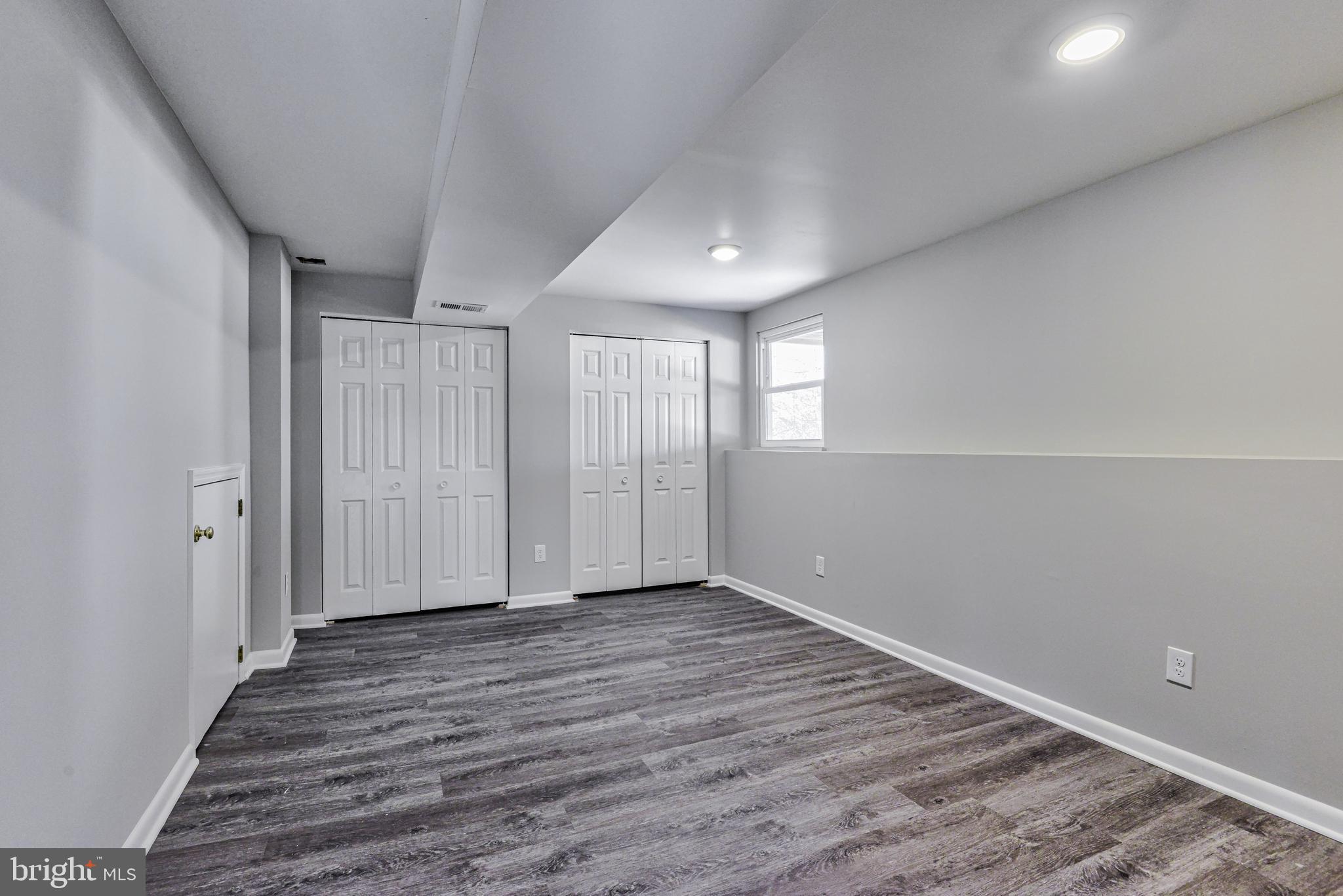 12 Yew Road Baltimore, MD 21221 - Photo 31 of 42 Basement Den space