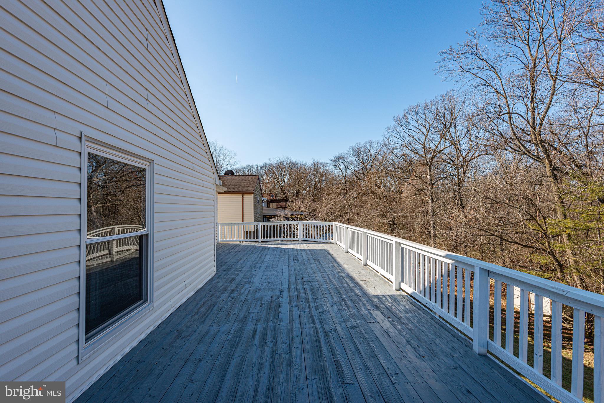 12 Yew Road Baltimore, MD 21221 - Photo 38 of 42 Huge deck