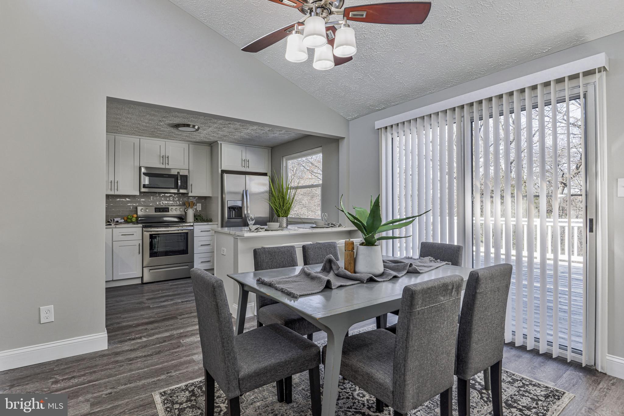 12 Yew Road Baltimore, MD 21221 - Photo 10 of 42 Lovely dining space