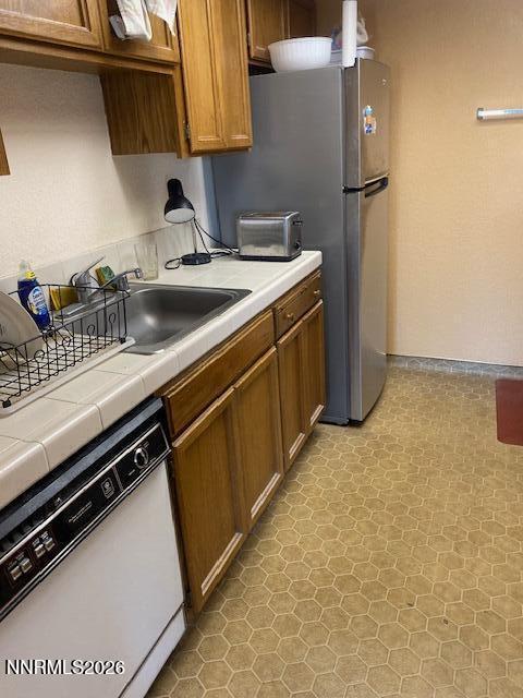 2855 Idlewild Drive, Unit 126 Reno, NV 89509 - Photo 15 of 22 IMG_6593