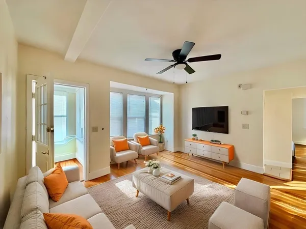 $2,250 | 9 Miller Stile Road, Unit 3, Quincy, MA 02169