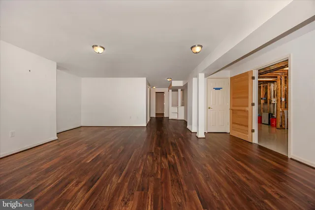 a view of patio with a yard