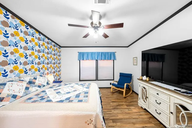 $255,000 | 380 Martin Avenue, Carrizo Springs, TX 78834