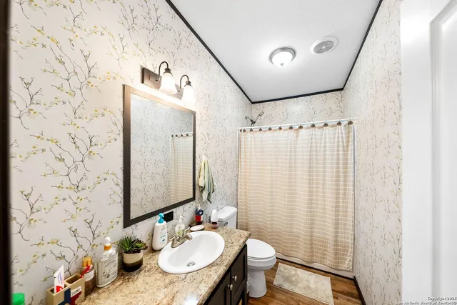 $255,000 | 380 Martin Avenue, Carrizo Springs, TX 78834