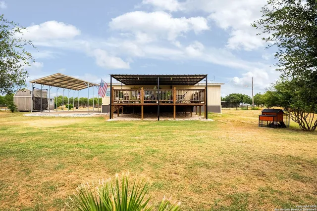 $255,000 | 380 Martin Avenue, Carrizo Springs, TX 78834