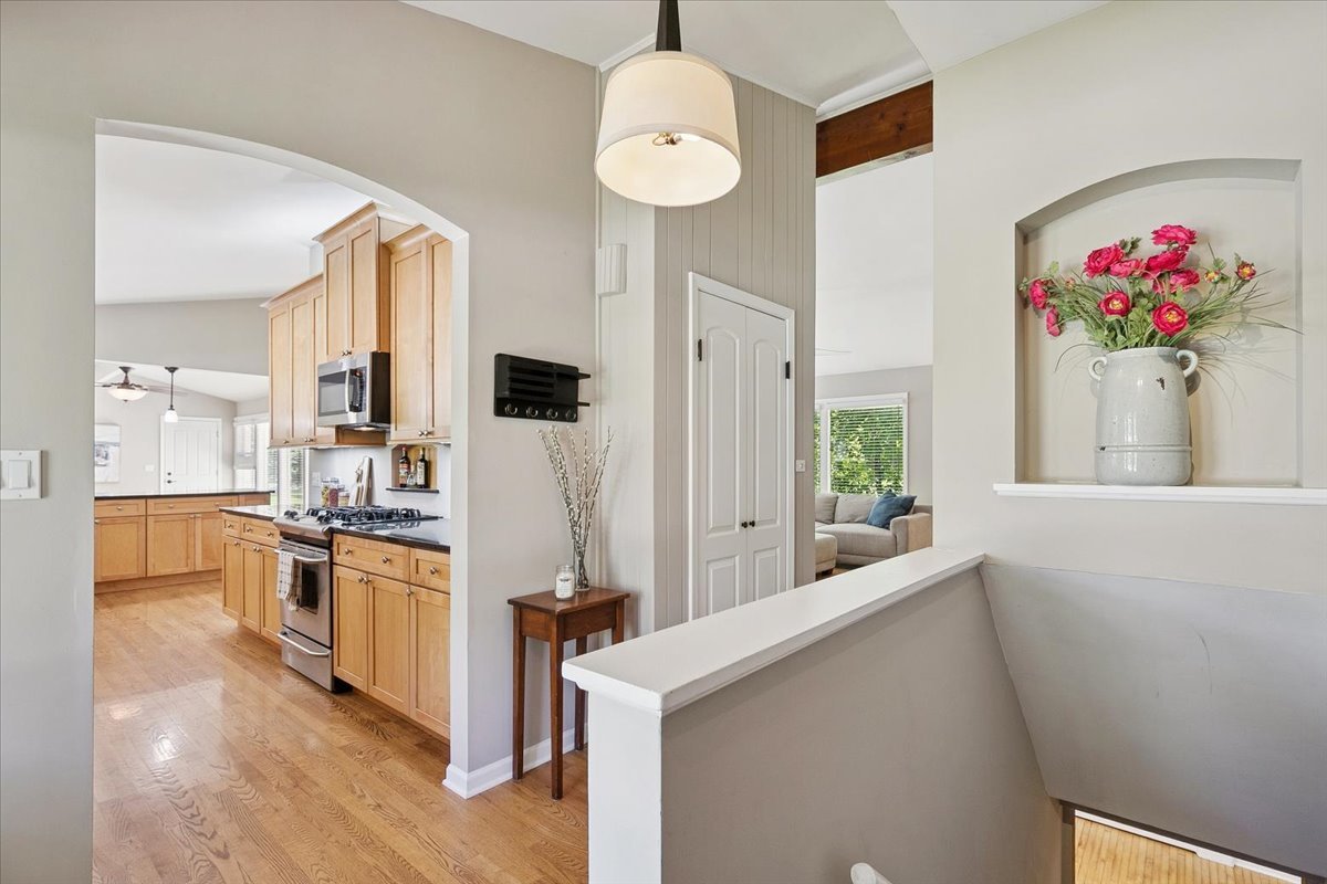 505 Butterfield Road Libertyville, IL 60048 - Photo 3 of 29 Gallery Image 3