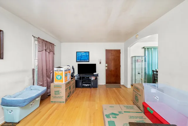 $189,000 | 429 Geneva Avenue, Bellwood, IL 60104