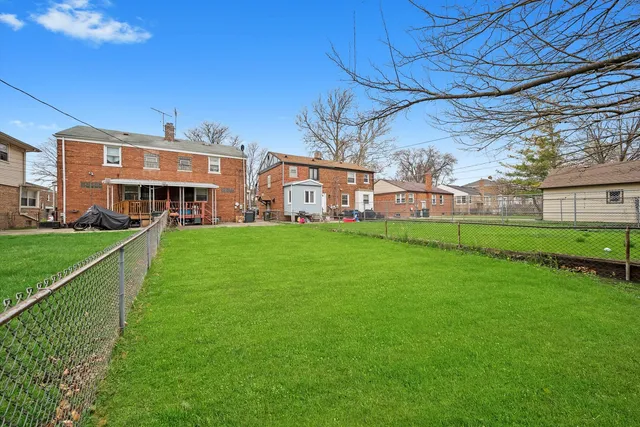 $189,000 | 429 Geneva Avenue, Bellwood, IL 60104