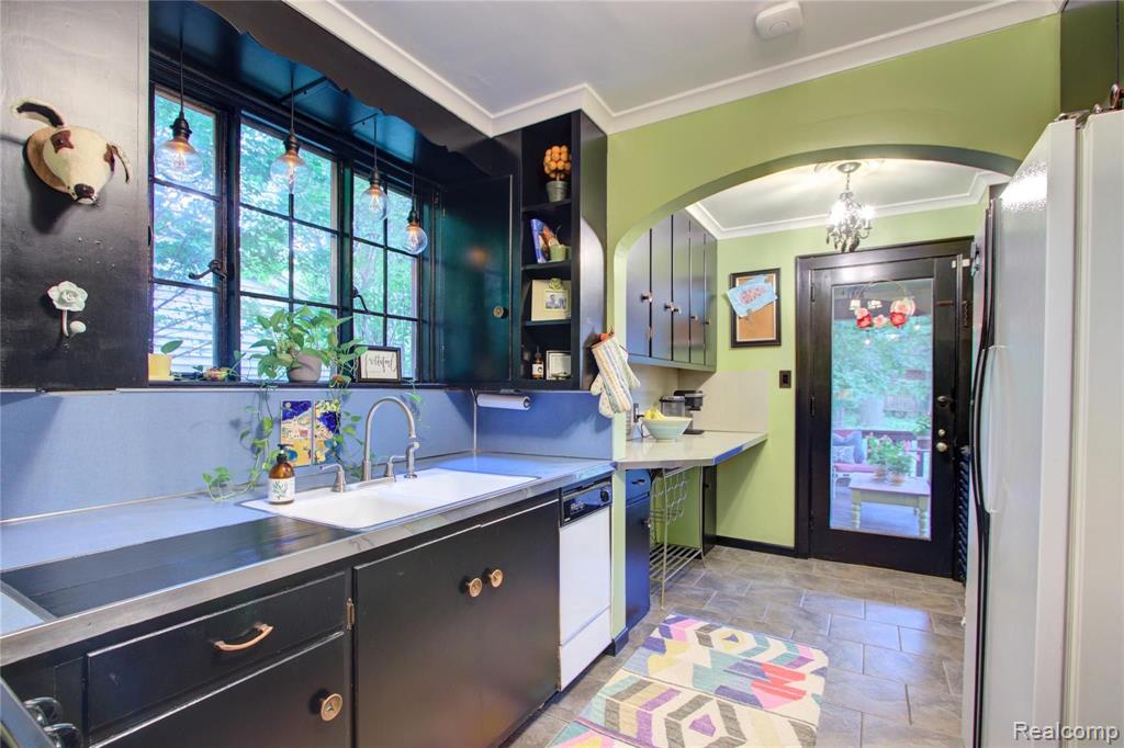 686 Washington Road Grosse Pointe, MI 48230 - Photo 34 of 73