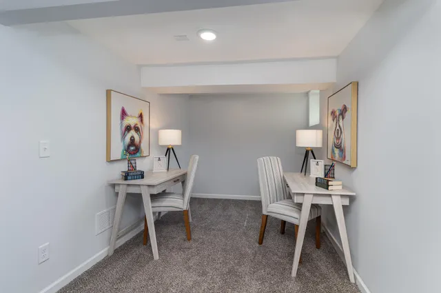 $2,600 | 11509 Palmer Road, Bloomington, MN 55437