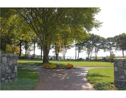 441 Wickford Point Road North Kingstown, RI 02852 - Photo 15 of 15 Exterior Front.