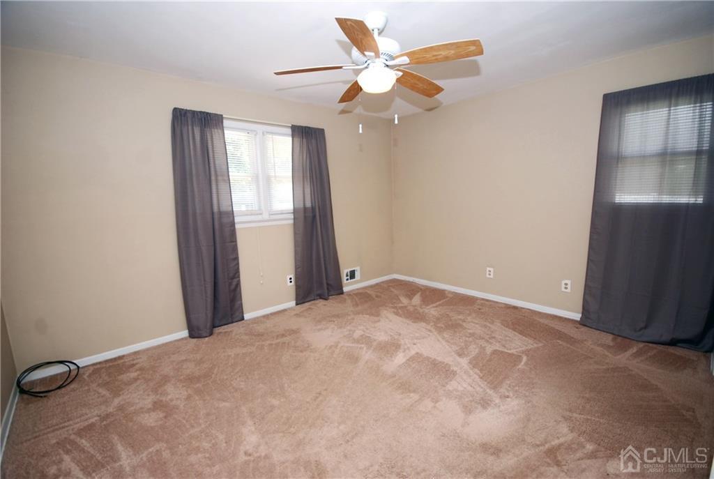 624 Ashland Road Middlesex, NJ 08846 - Photo 8 of 15 Gallery Image 8