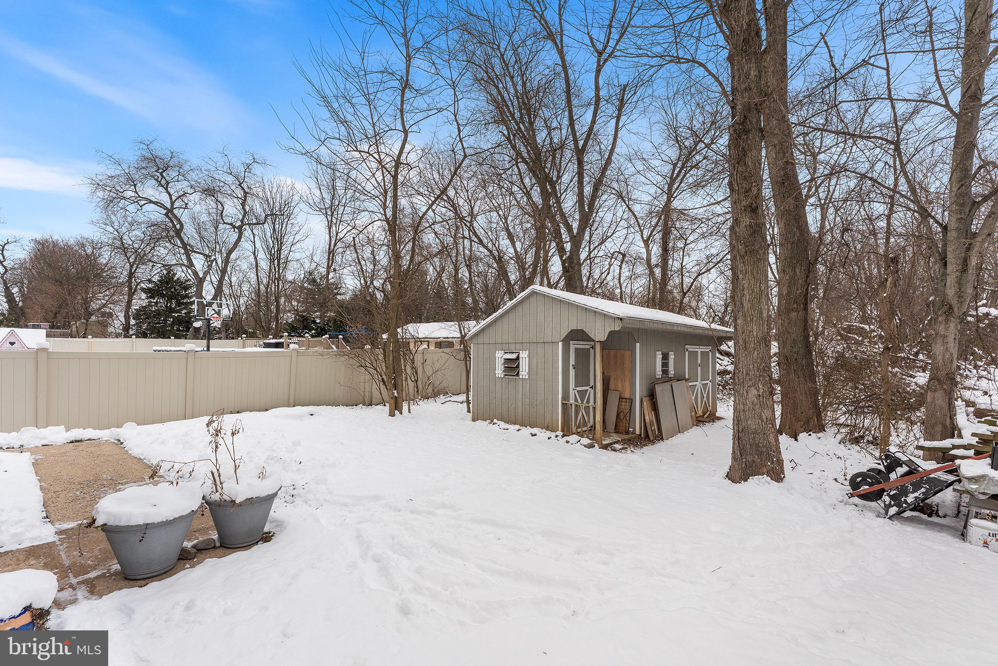 1237 Greeley Avenue Warminster, PA 18974 - Photo 11 of 107