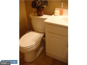 9218 Laramie Road Philadelphia, PA 19115 - Photo 11 of 12 Bathroom