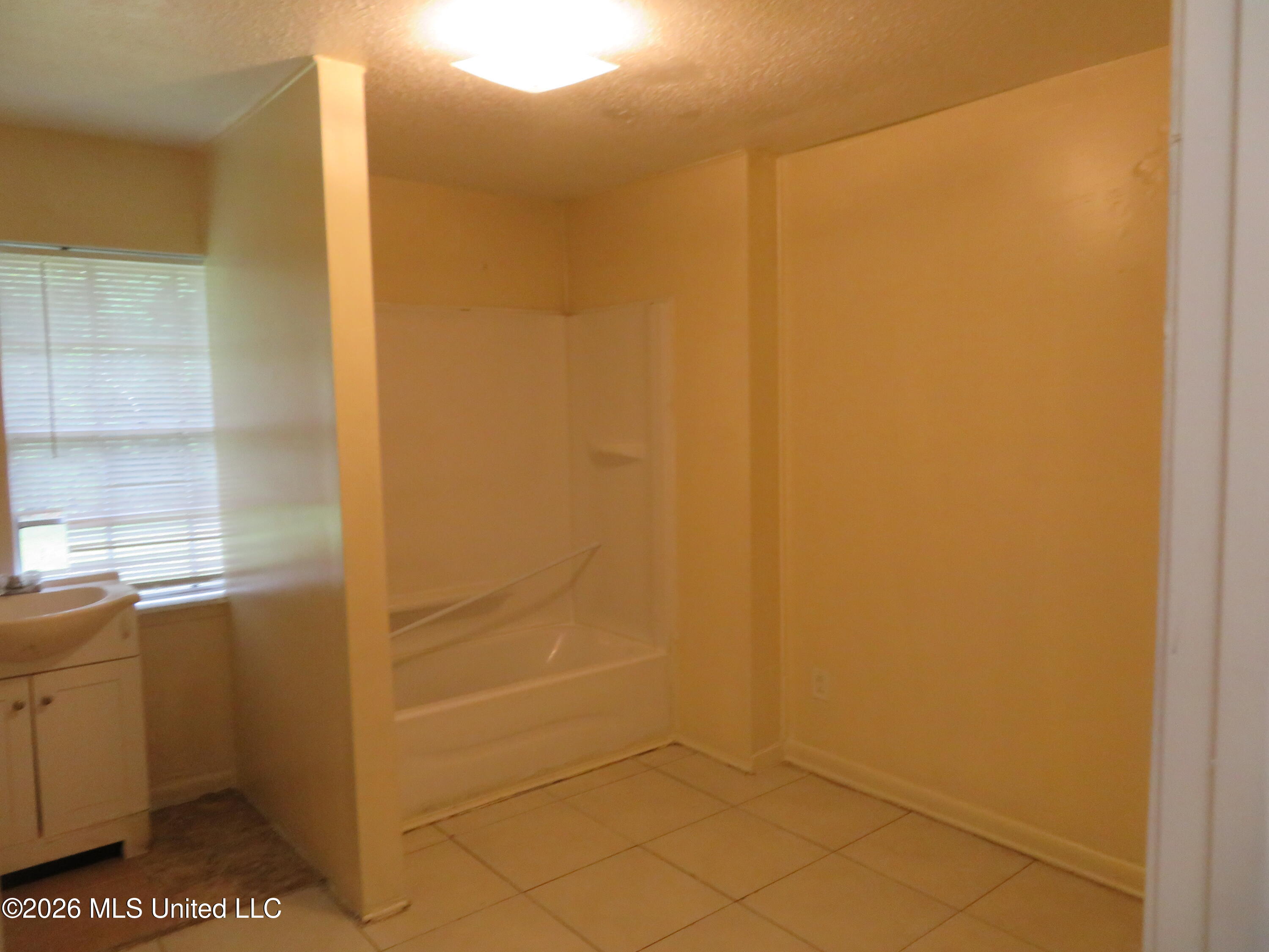 356 Springdale Circle D'Iberville, MS 39540 - Photo 18 of 22 IMG_0966