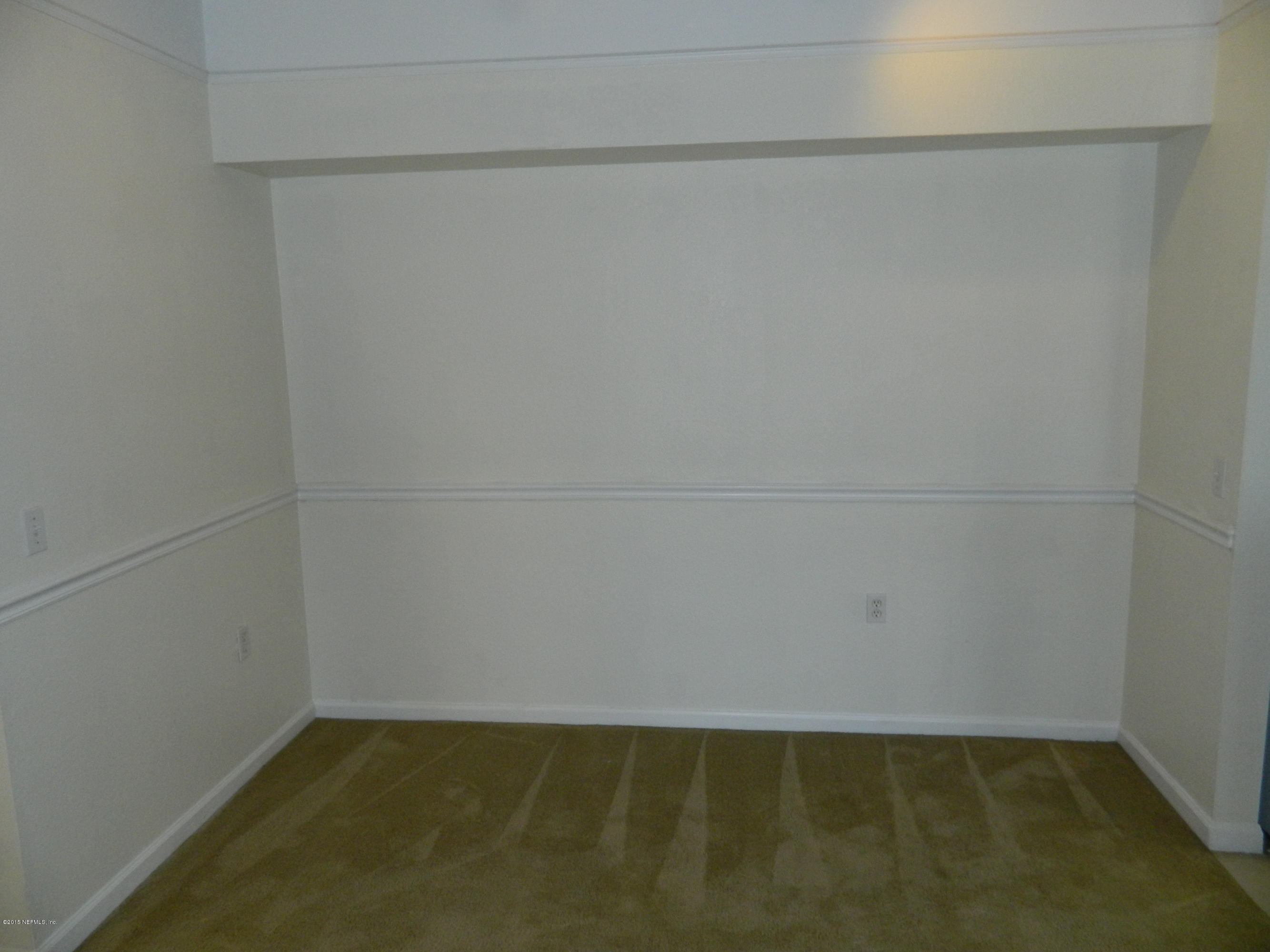 8550 Touchton Road, Unit 616 Jacksonville, FL 32216 - Photo 18 of 77 DINING AREA WITH CHAIR RAIL
