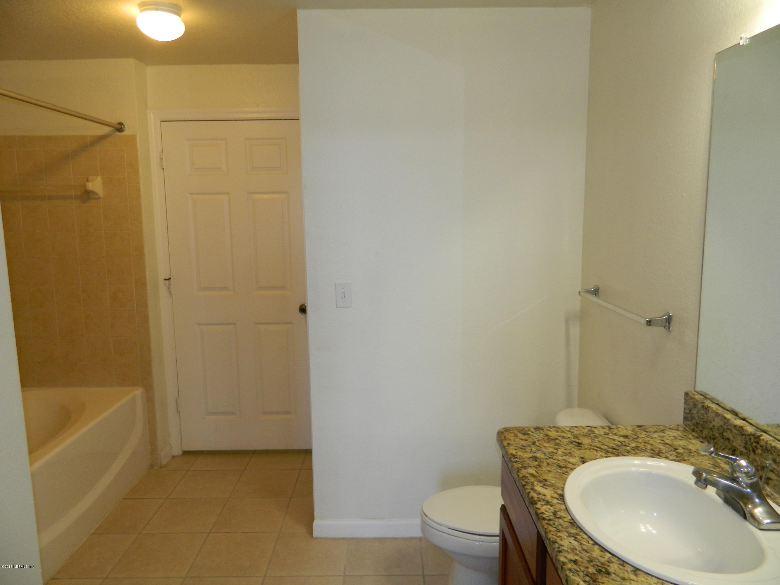 8550 Touchton Road, Unit 616 Jacksonville, FL 32216 - Photo 26 of 77 LARGE BATH AREA