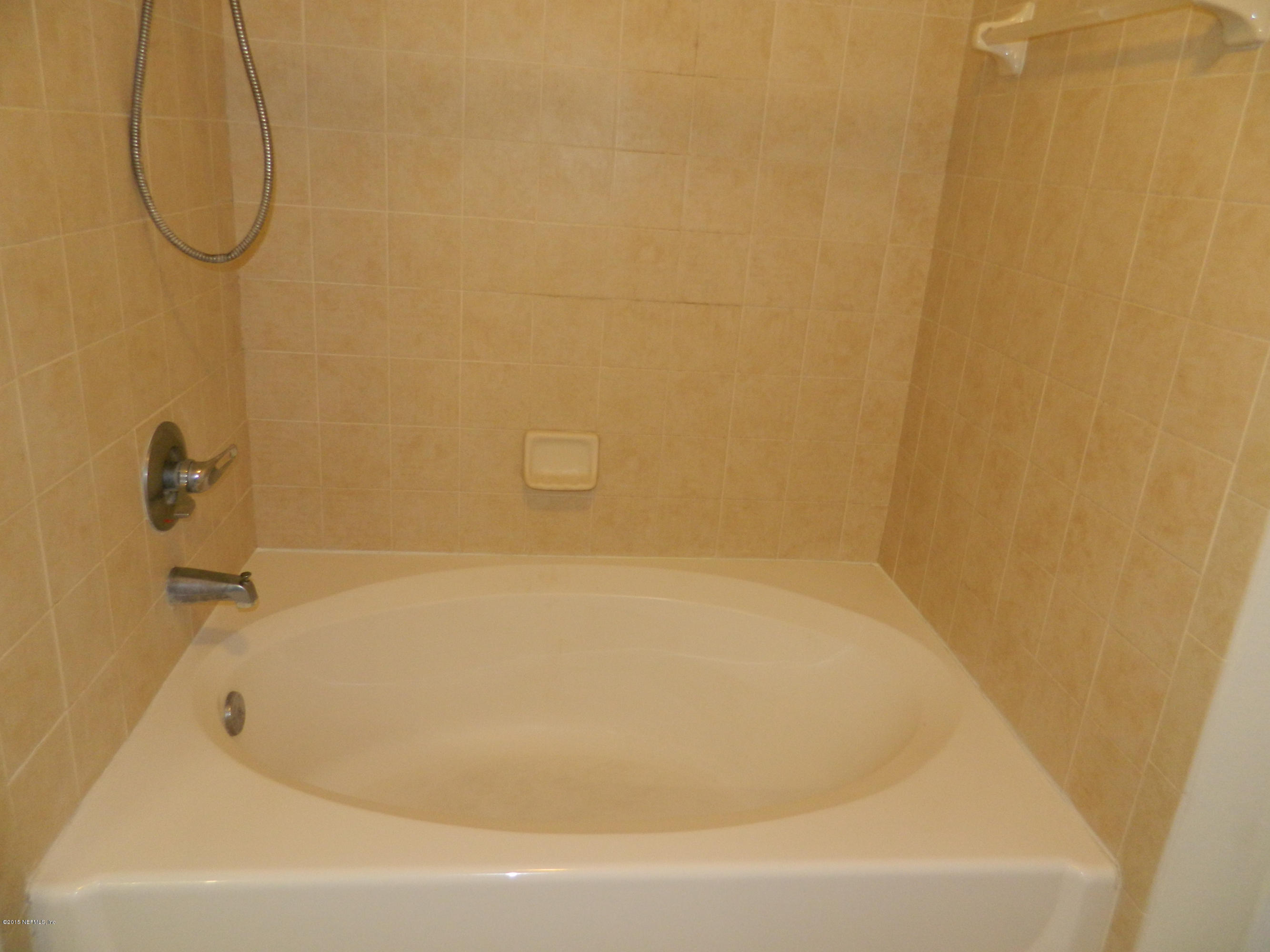 8550 Touchton Road, Unit 616 Jacksonville, FL 32216 - Photo 27 of 77 GARDEN TUB