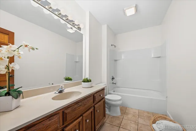 $394,500 | 412 Richards Street, Geneva, IL 60134