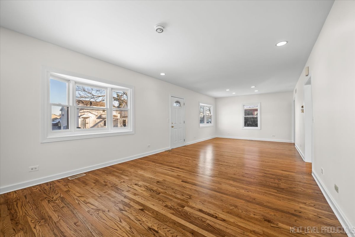 412 Richards Street Geneva, IL 60134 - Photo 5 of 25