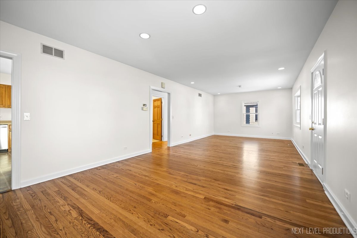 412 Richards Street Geneva, IL 60134 - Photo 6 of 25