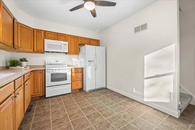 $394,500 | 412 Richards Street, Geneva, IL 60134