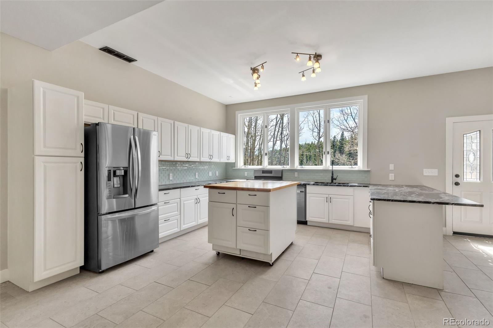 380 Sierra Timber Road Black Hawk, CO 80422 - Photo 10 of 35 Gallery Image 10