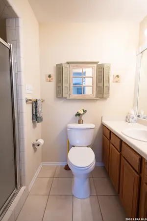 $825,000 | 1219 County Road 761, Devine, TX 78016