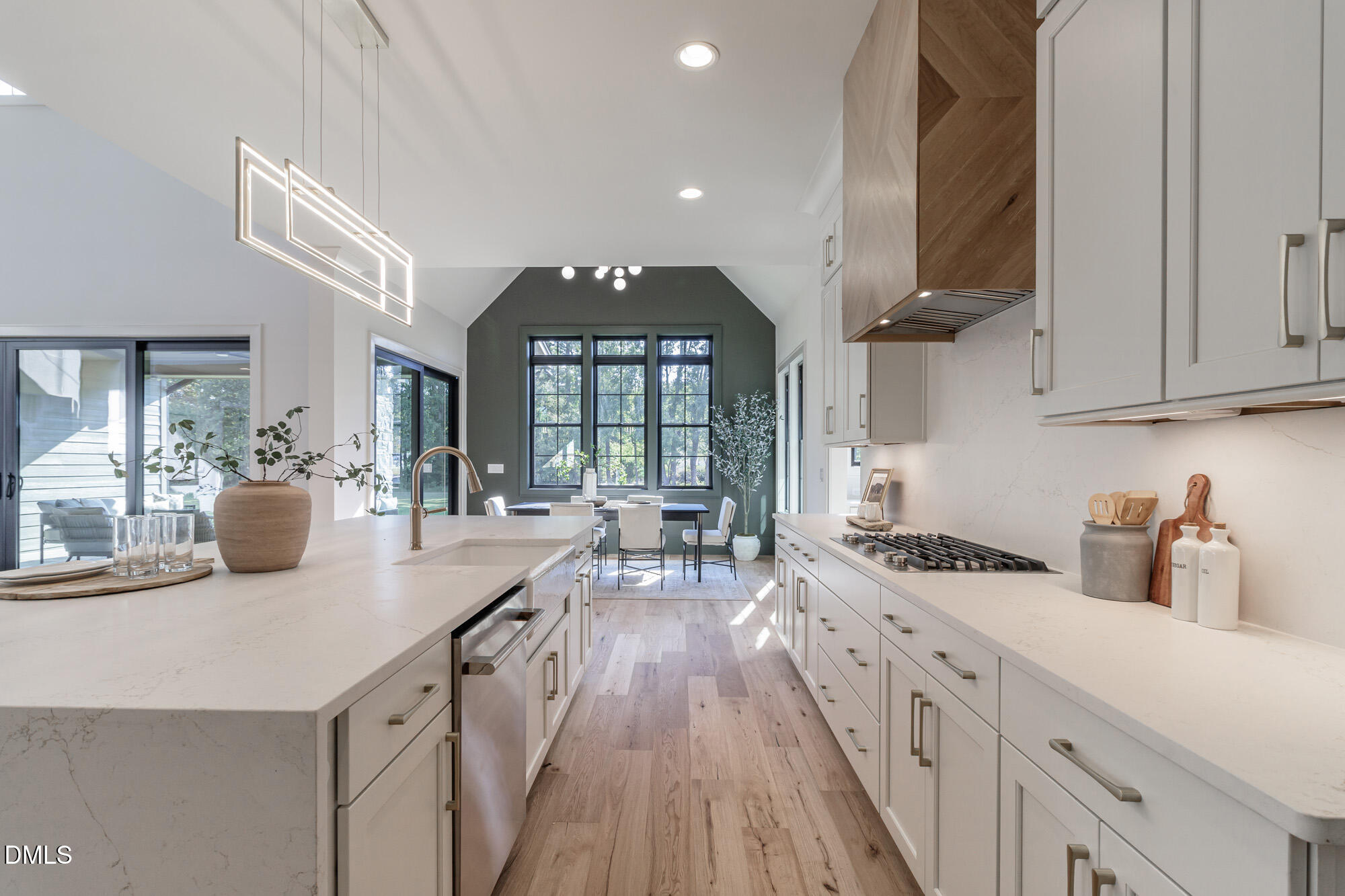 372 Firefly Overlook Pittsboro, NC 27312 - Photo 27 of 85 200_MEADOW_WALK_DR_INTERIOR_20