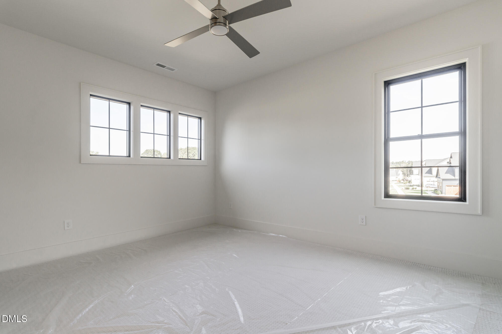 372 Firefly Overlook Pittsboro, NC 27312 - Photo 75 of 85 200_MEADOW_WALK_DR_INTERIOR_62