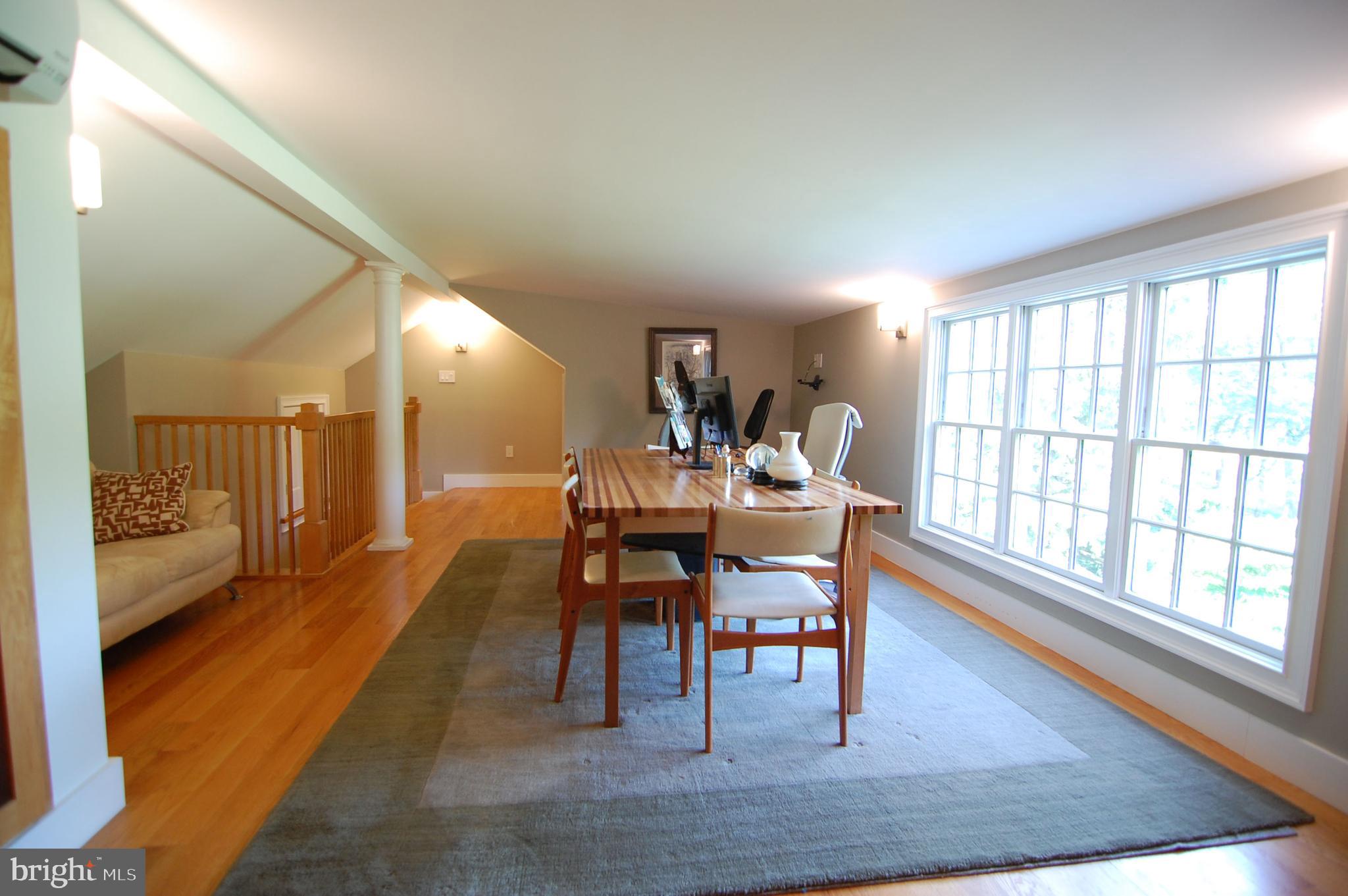 11605 Springhouse Place Reston, VA 20194 - Photo 14 of 24 Gallery Image 14