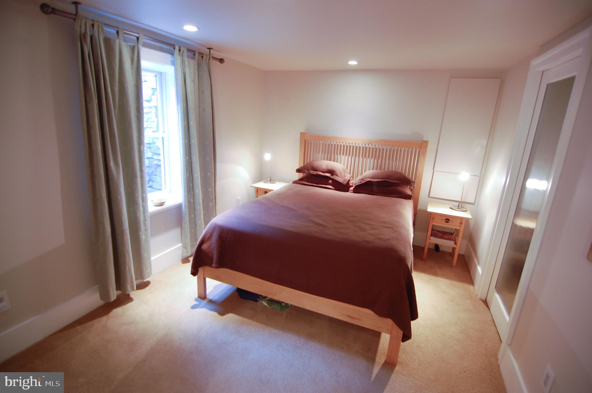 11605 Springhouse Place Reston, VA 20194 - Photo 20 of 24 Gallery Image 20