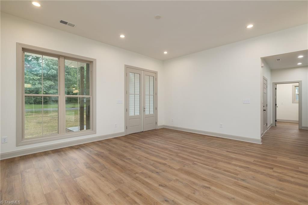 2814 Regal Road Reidsville, NC 27320 - Photo 6 of 31