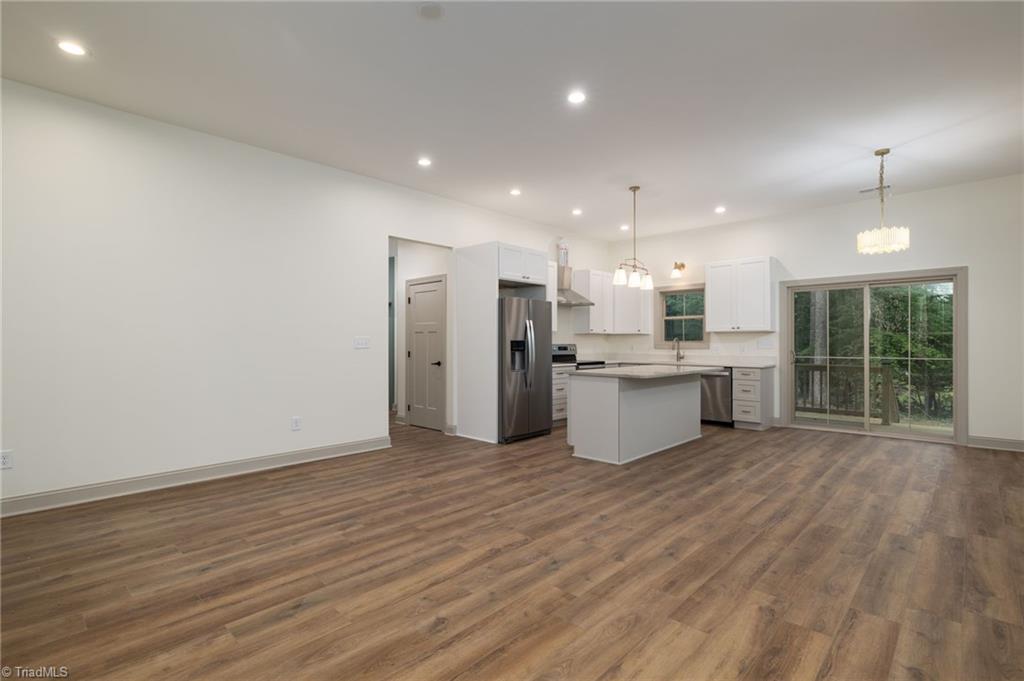 2814 Regal Road Reidsville, NC 27320 - Photo 7 of 31