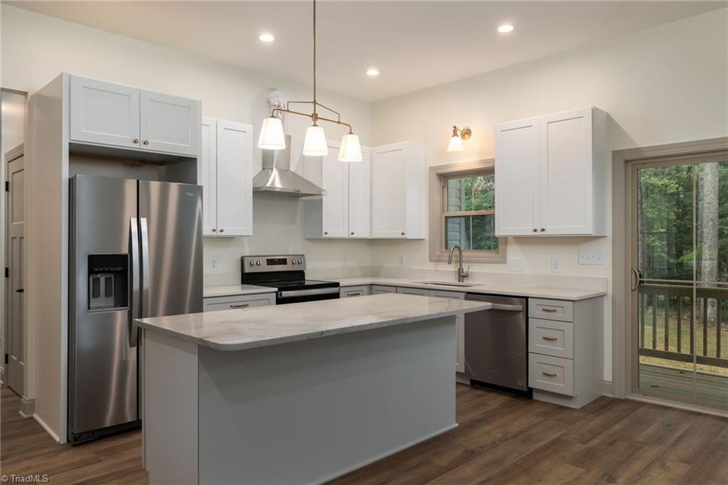 2814 Regal Road Reidsville, NC 27320 - Photo 9 of 31