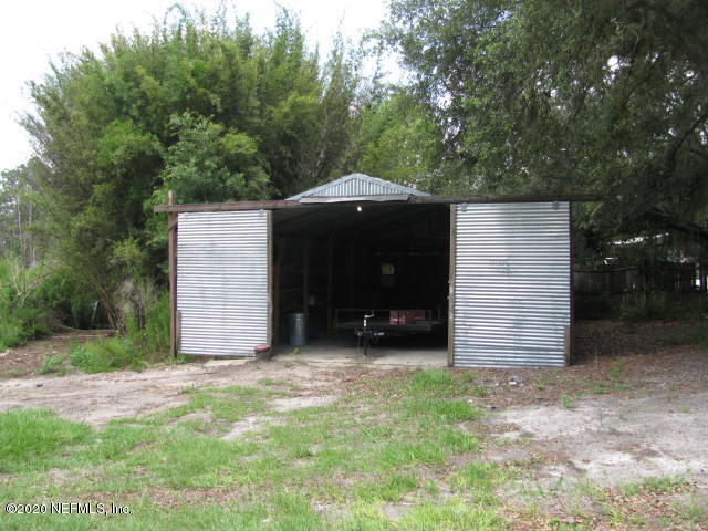 749 Georgetown Denver Road Crescent City, FL 32112 - Photo 5 of 13 LARGE METAL BARN IMG_0012