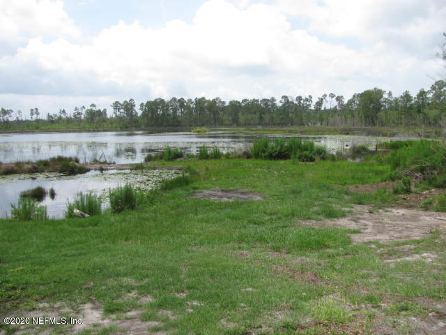 749 Georgetown Denver Road Crescent City, FL 32112 - Photo 10 of 13 LAKEFRONT VIEW #2 IMG_0019