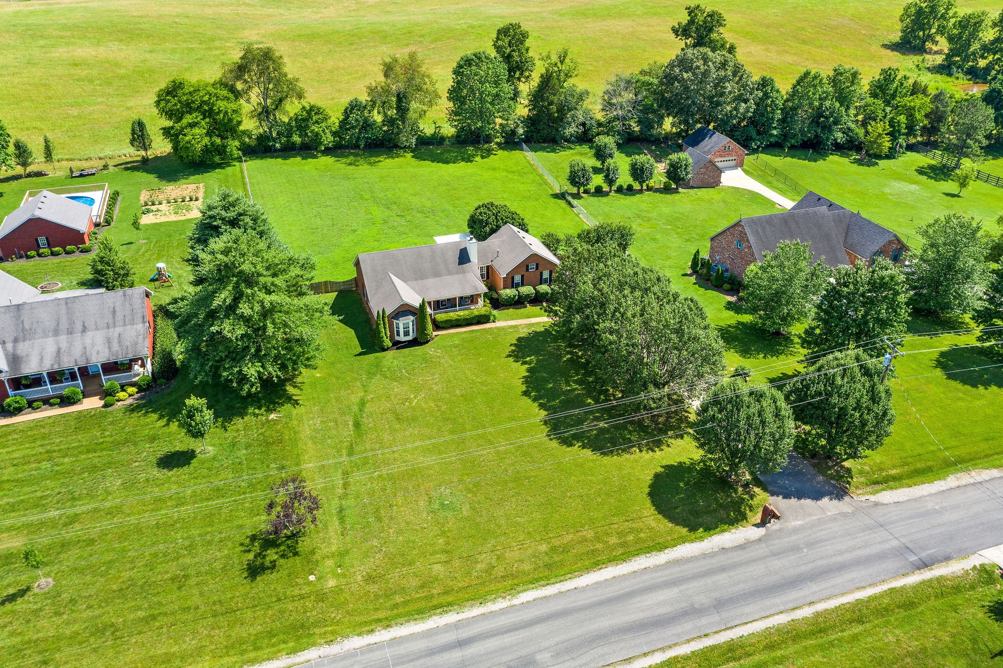 5055 Highpoint Road Pleasant View, TN 37146 - Photo 2 of 34 Gallery Image 2